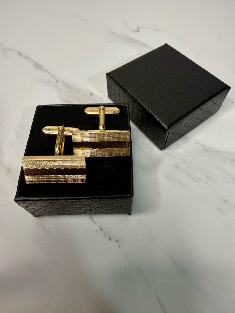 Men's Gold Tone Striped Cufflinks